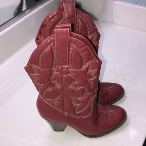 Red Cowboy boots size 6
